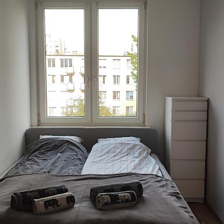 ורשה Lenki Apartamenty Metro Brodno מראה חיצוני תמונה